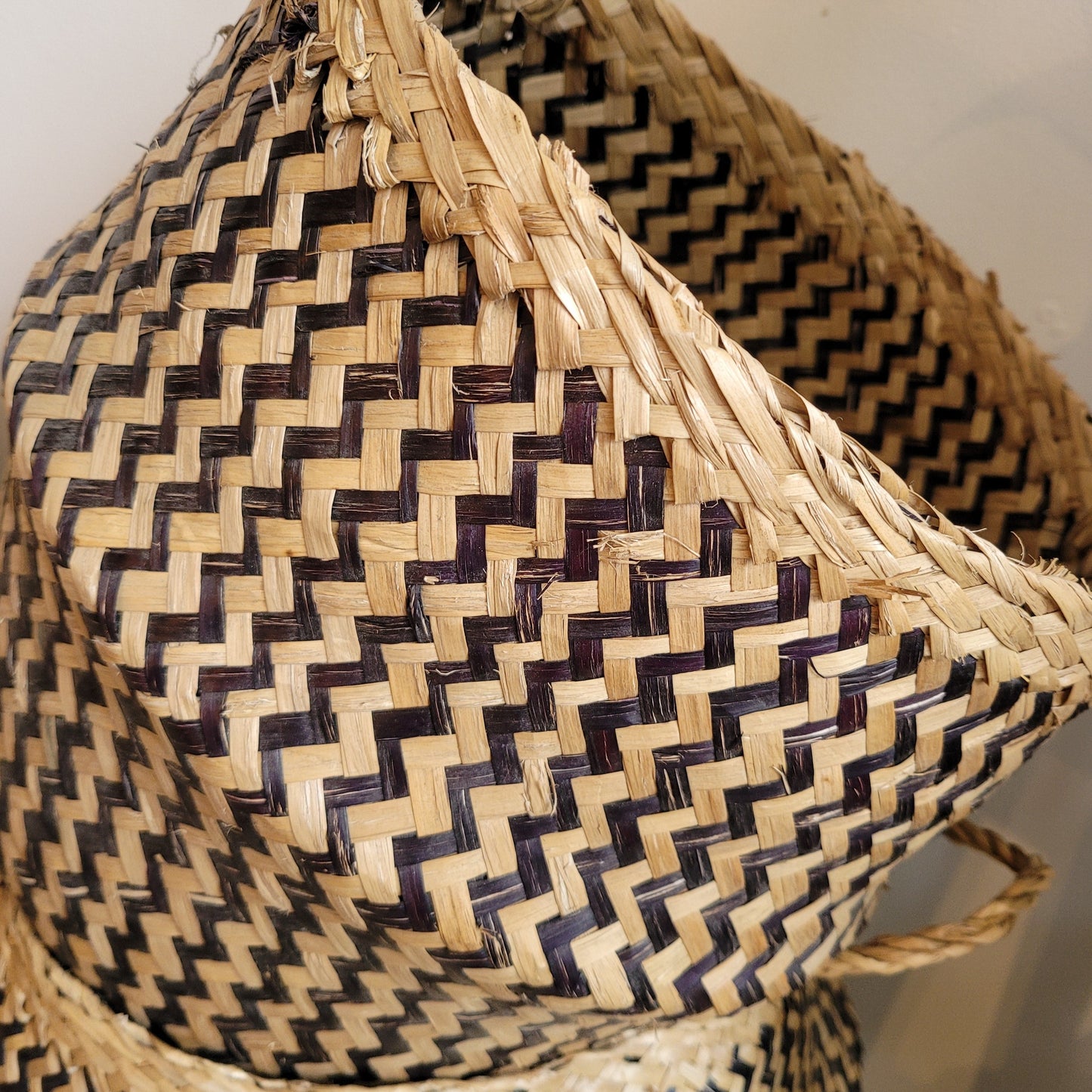 Zigzag Seagrass basket
