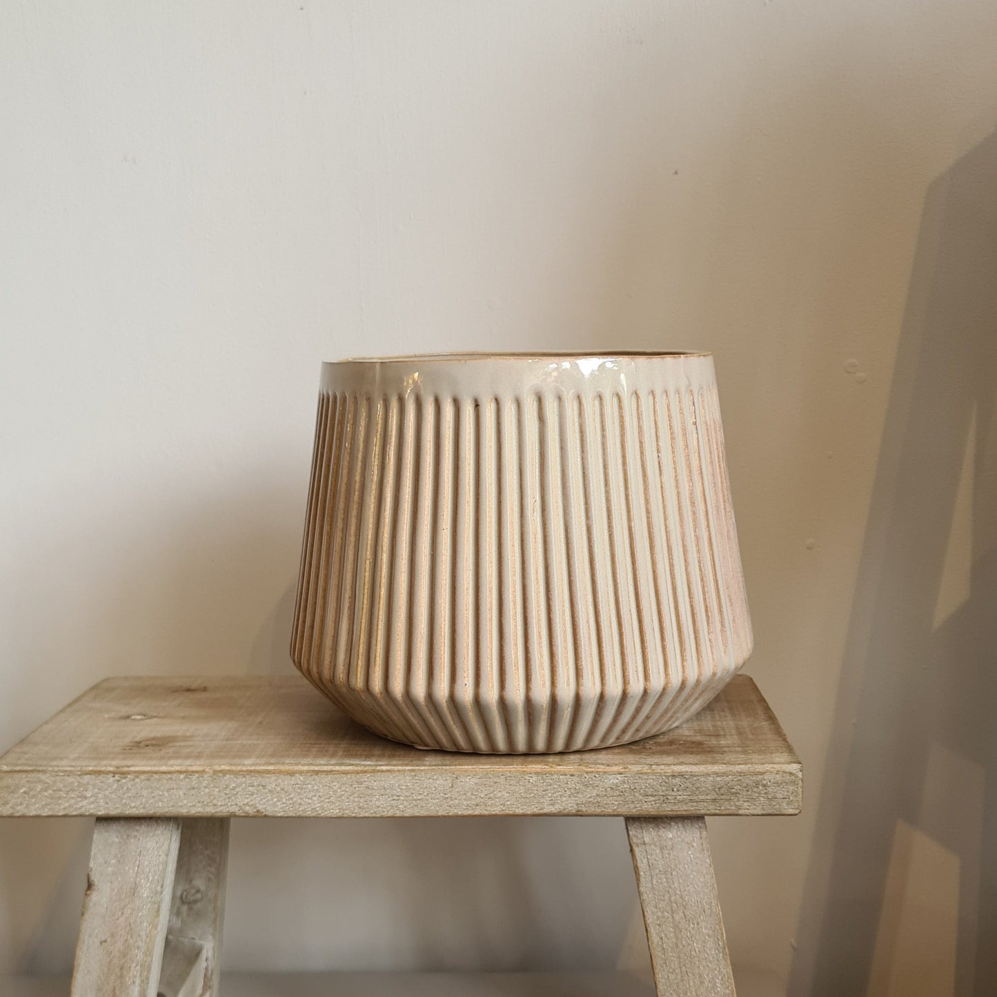 The Amilia Pot