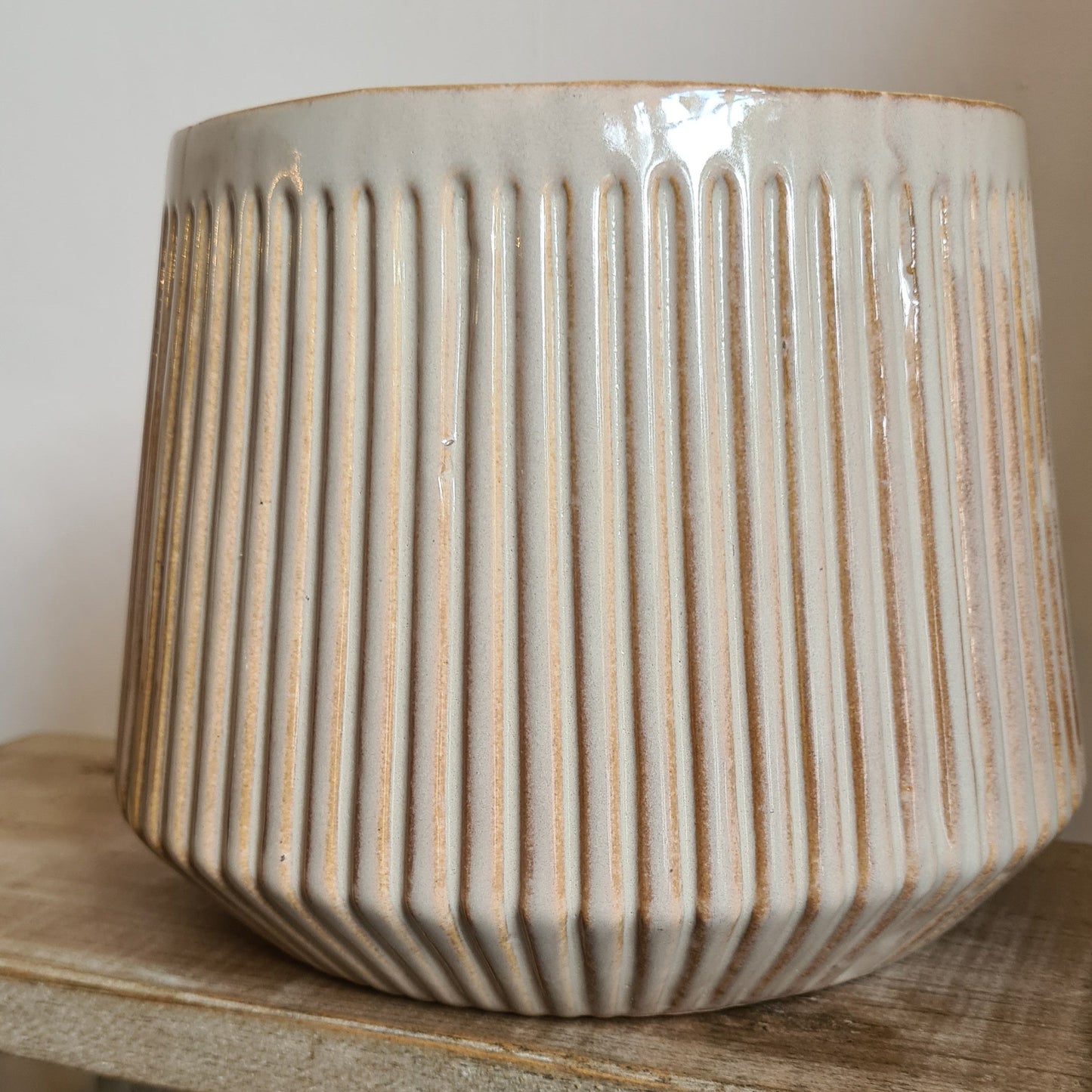 The Amilia Pot