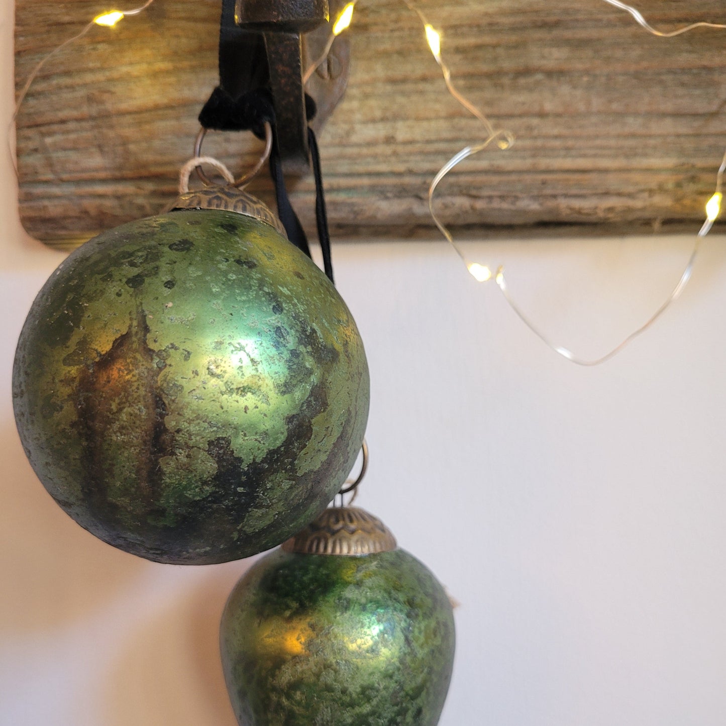 Jalshara Bauble- Moss
