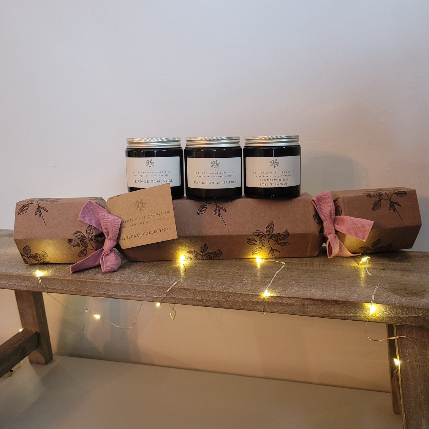 The Botanical Candle Company Cracker- Floral