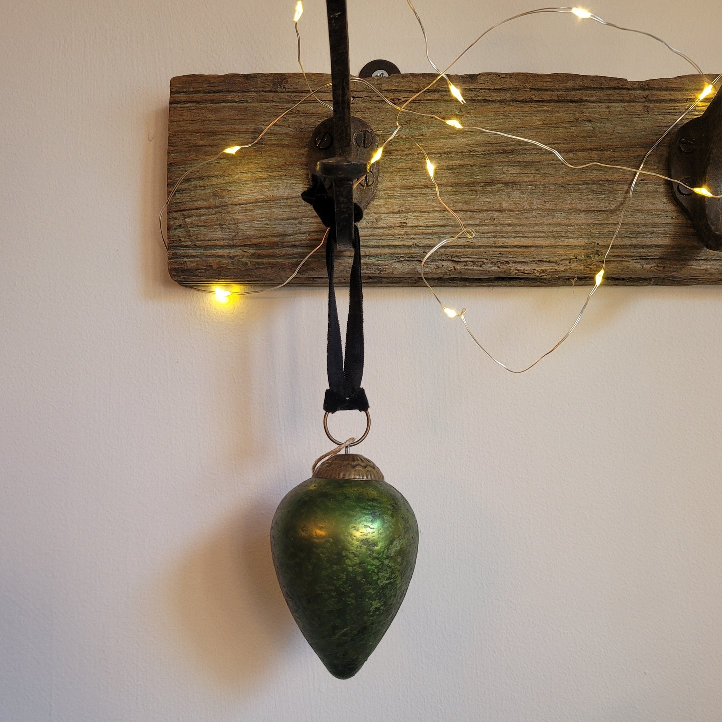 Jalshara Bauble- Moss