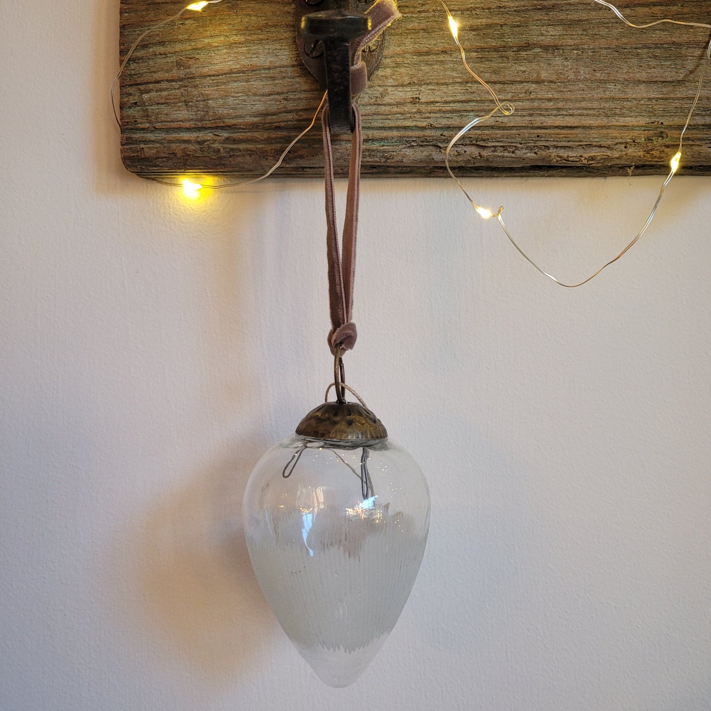 Anara Etched Bauble