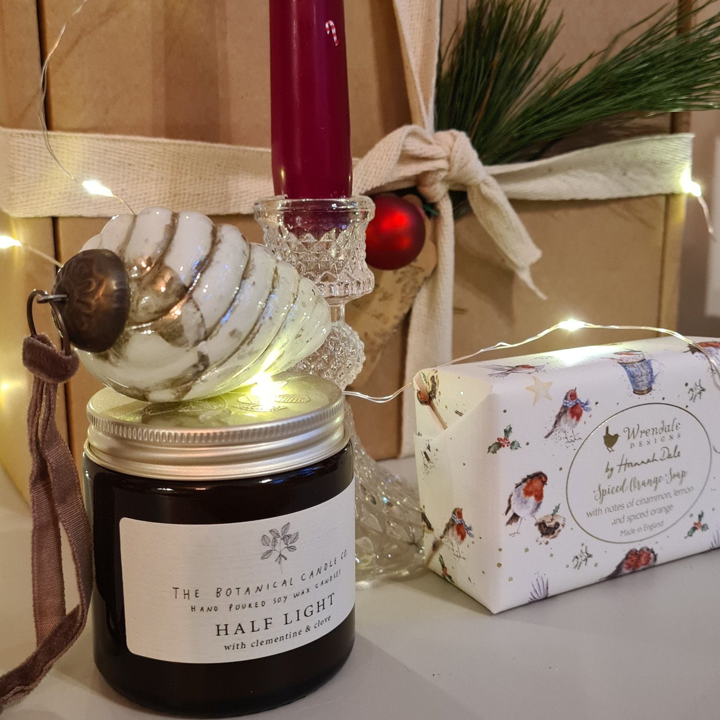 Gift Box- A Classic Christmas
