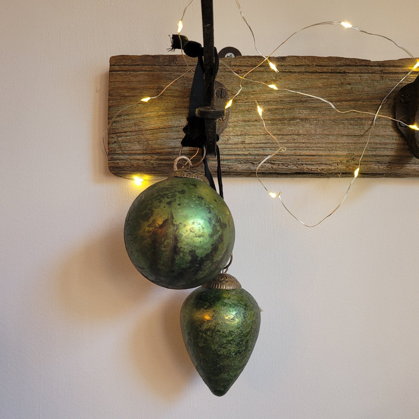 Jalshara Bauble- Moss