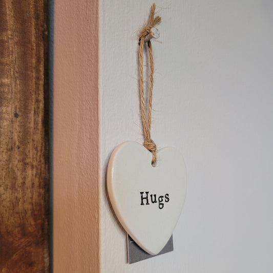 'Hugs' Ceramic Heart Sign