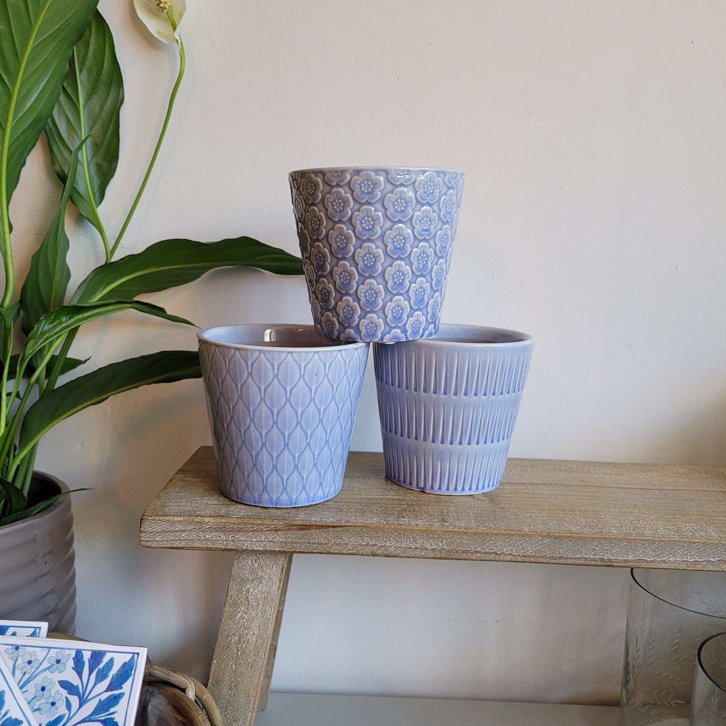 Veda Pot: Blue Finish