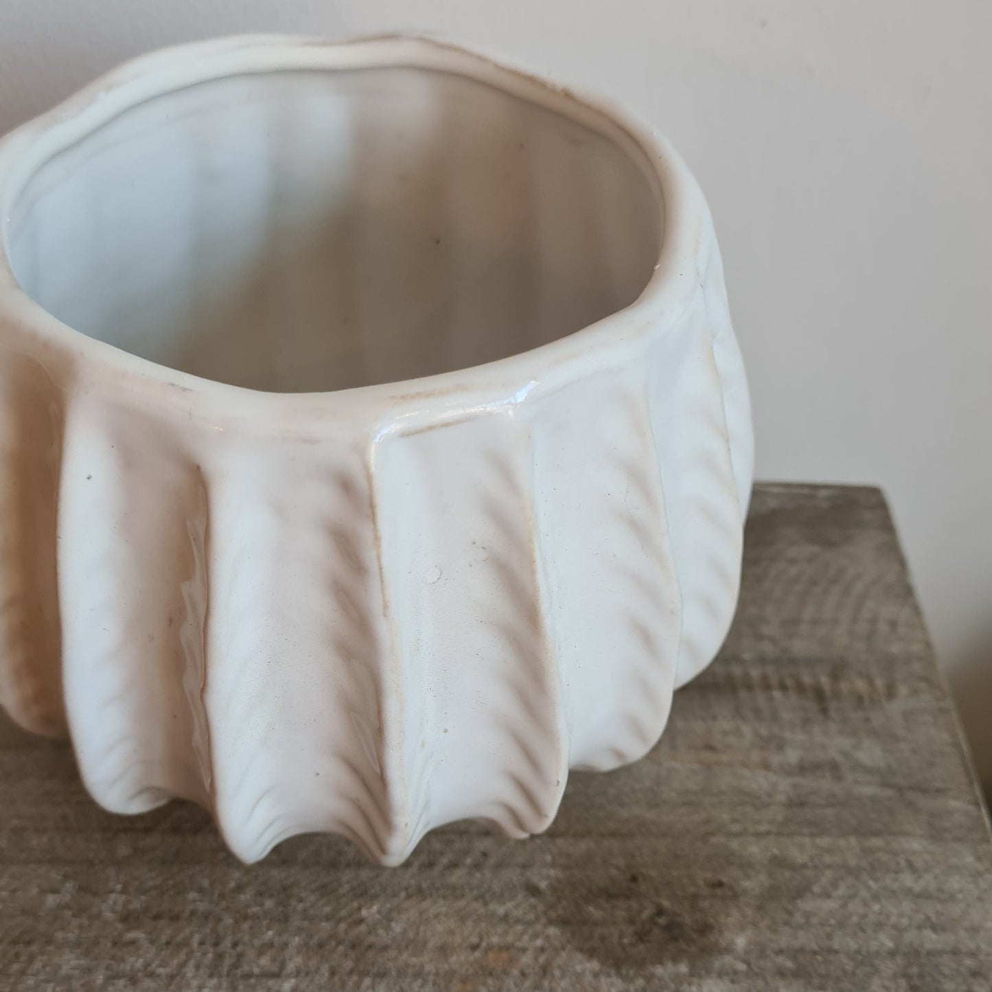 Osmington Pot- White
