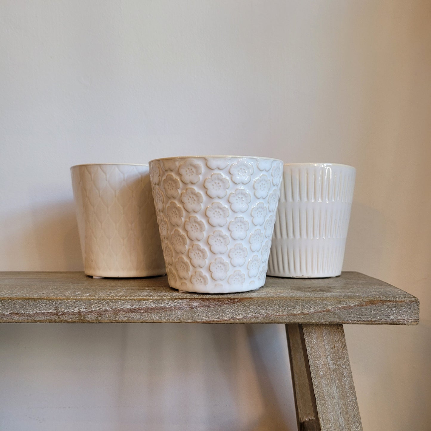 Veda Pot: White Finish