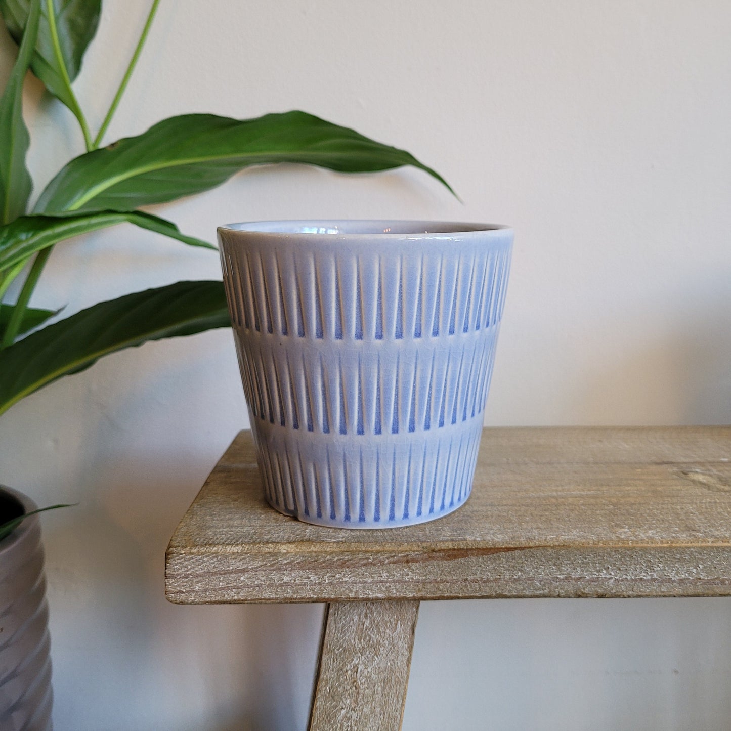 Veda Pot: Blue Finish