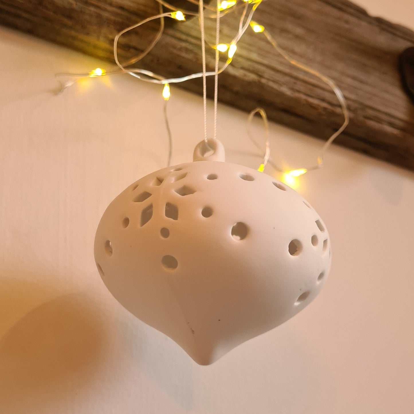 Airdrie Cutwork Baubles- Teardrop