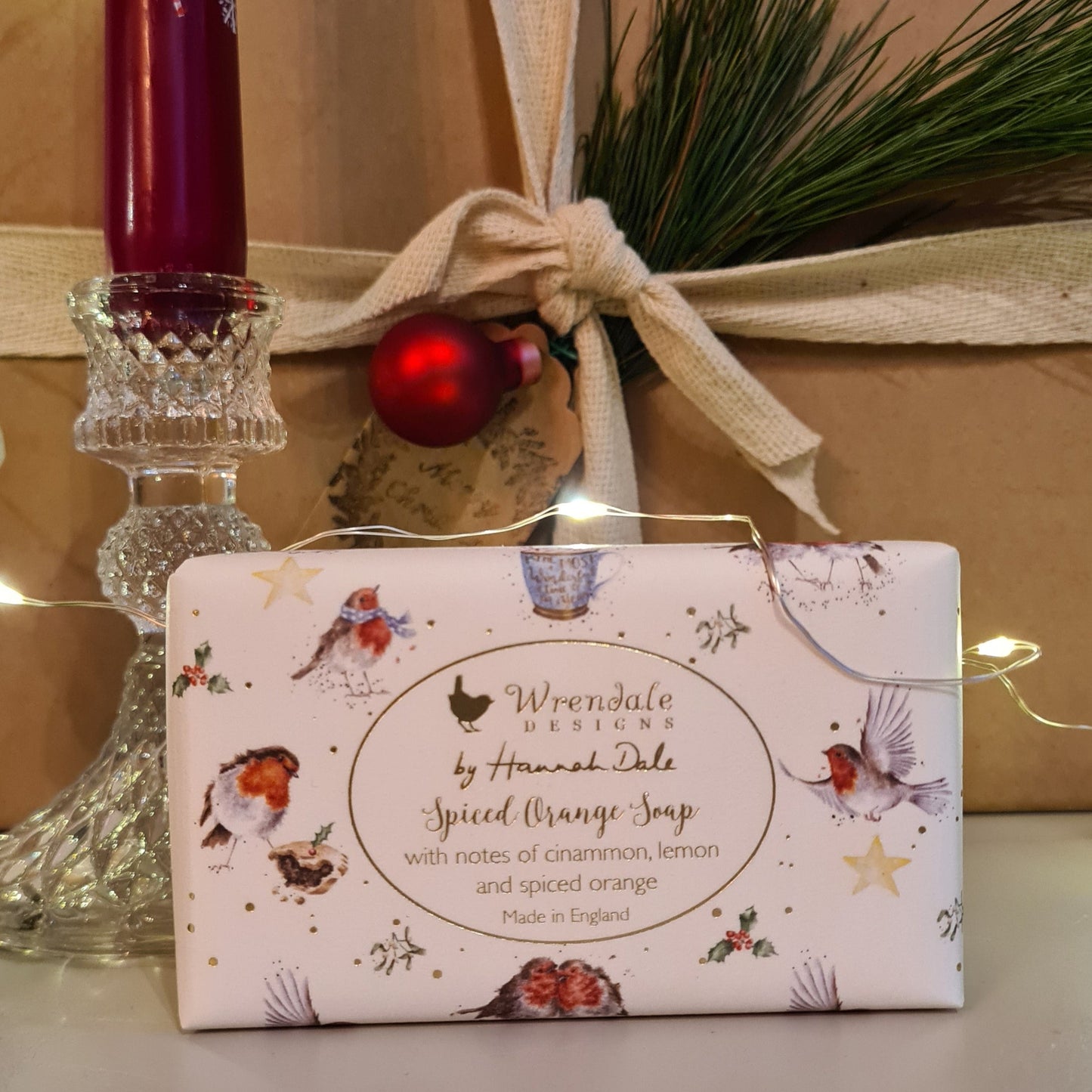 Gift Box- A Classic Christmas