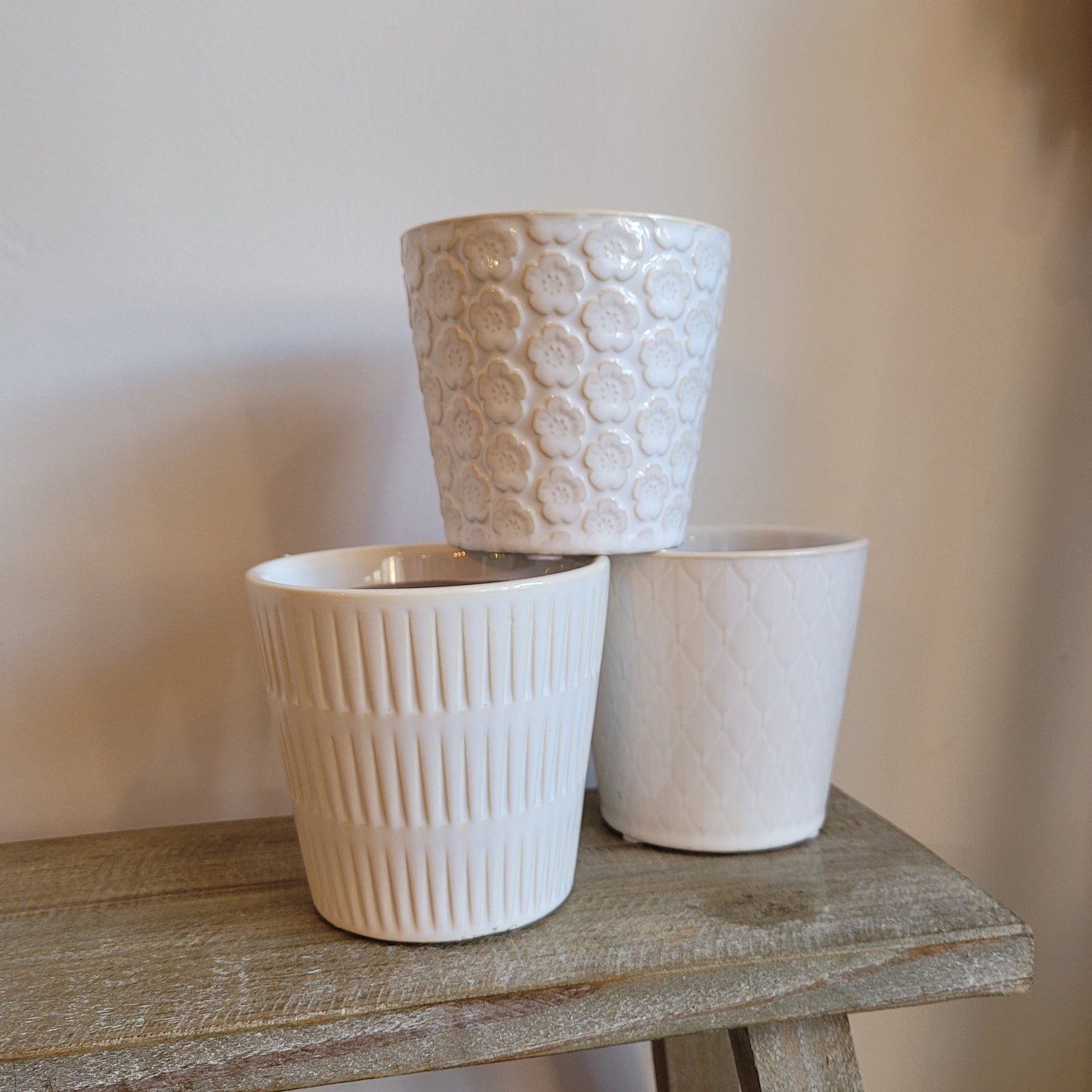 Veda Pot: White Finish